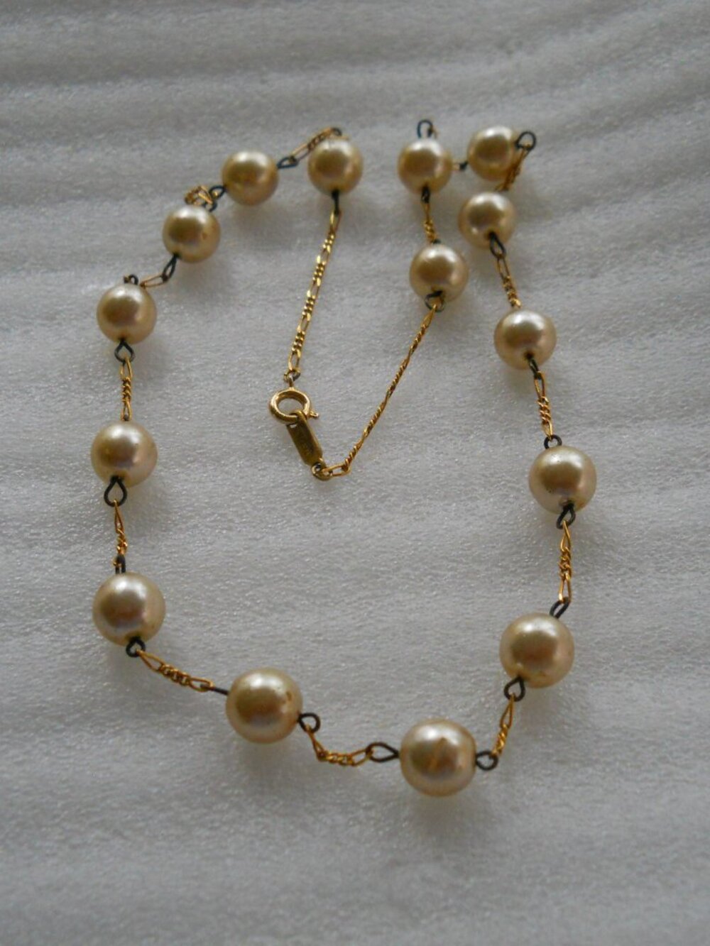 Miriam Haskell - Pearl Necklace    1030